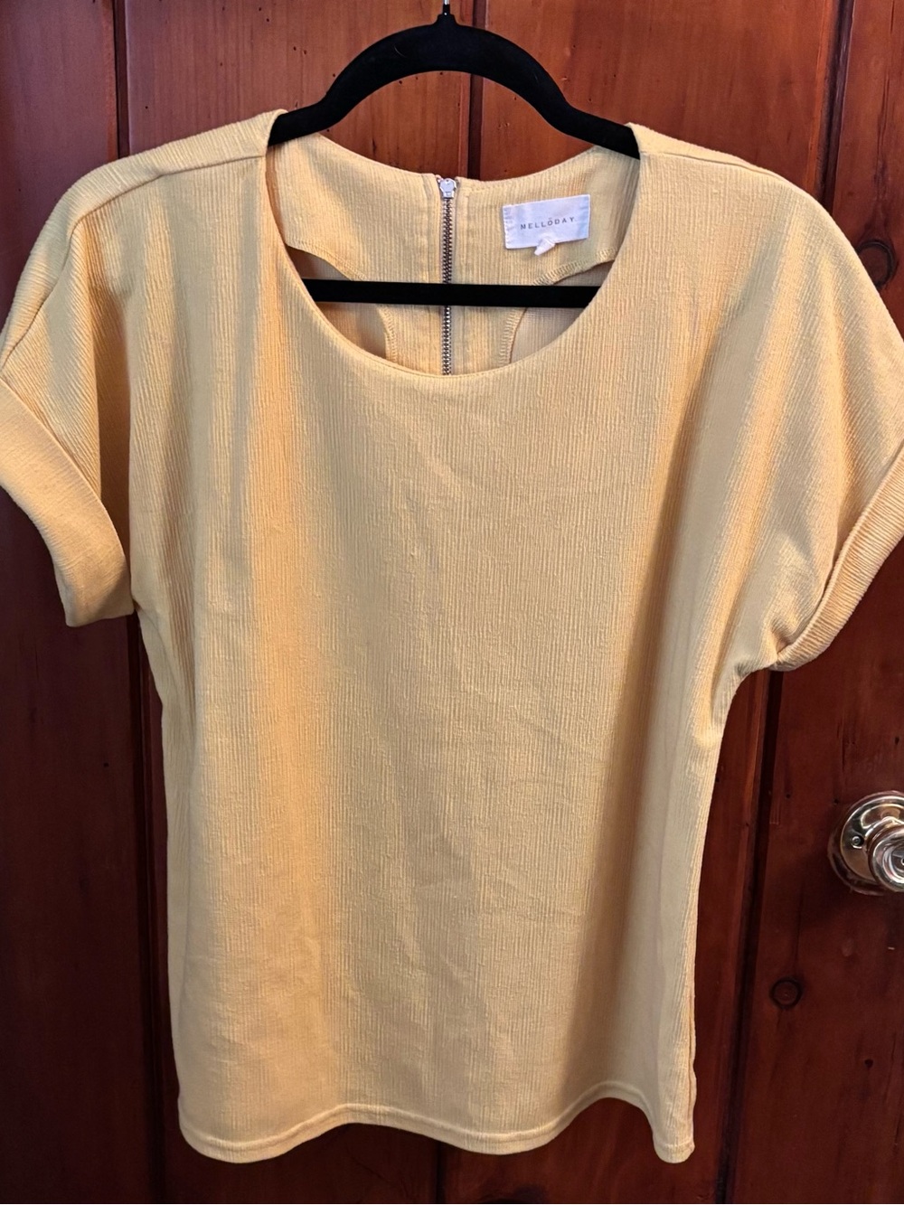 MELLODAY Short Sleeve Scoop Neck Yellow Top